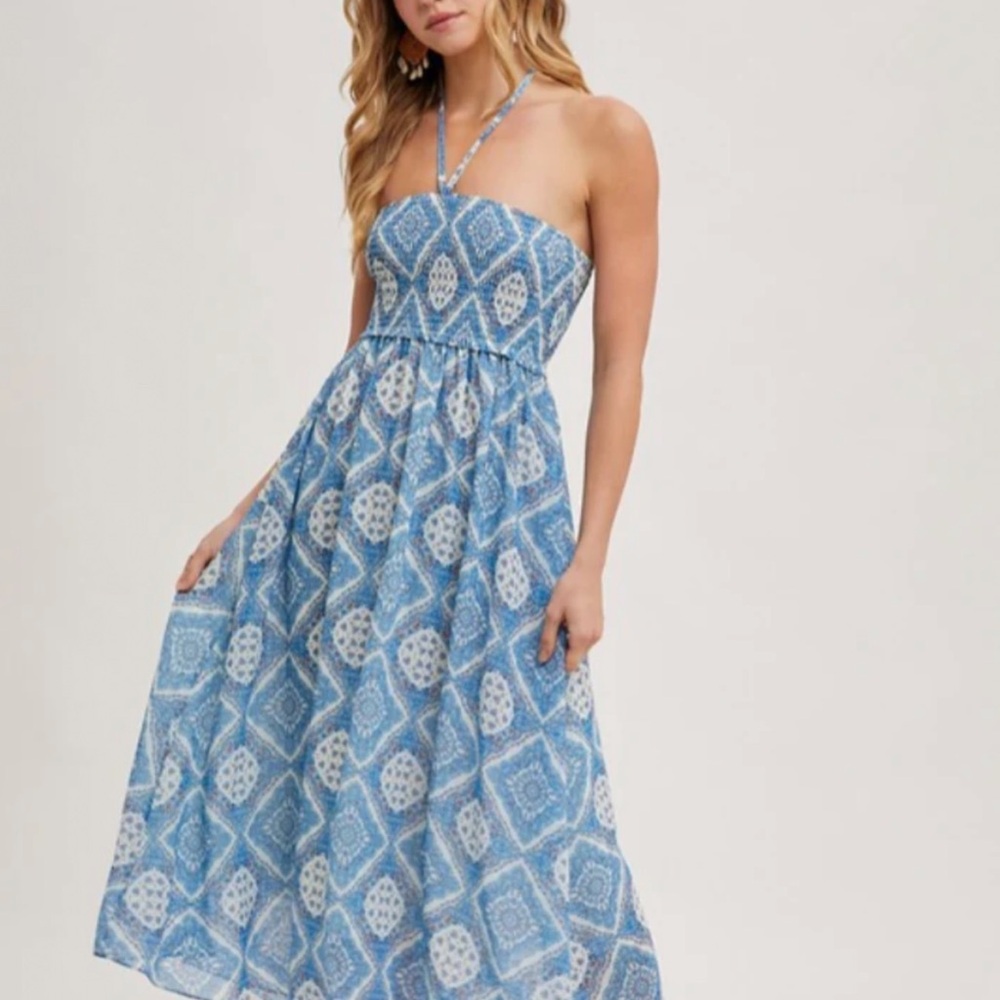 Elegant Strapless Blue Patterned Dress